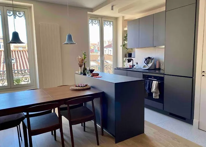 Le Pasteur -55m²- 2 Pieces Decoration D'architecte * リヨン